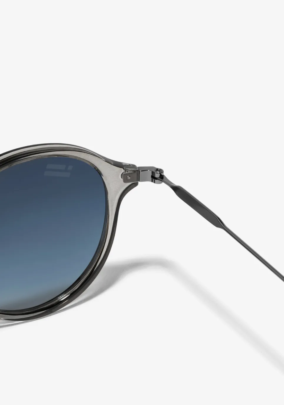 D.Franklin Roller TR90 Trans / Grey|Damen Runde Sonnenbrillen|Runde Sonnenbrillen