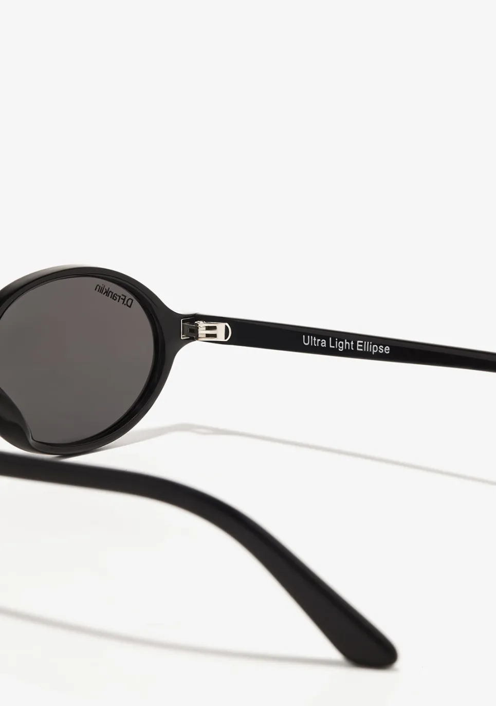D.Franklin Ultra Light Ellipse Black / Black|Damen Ovale Sonnenbrillen|Ovale Sonnenbrillen
