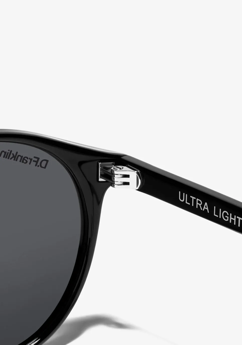 D.Franklin Ultra Light Max Black / Black|Damen Runde Sonnenbrillen|Polarisierte Sonnenbrillen